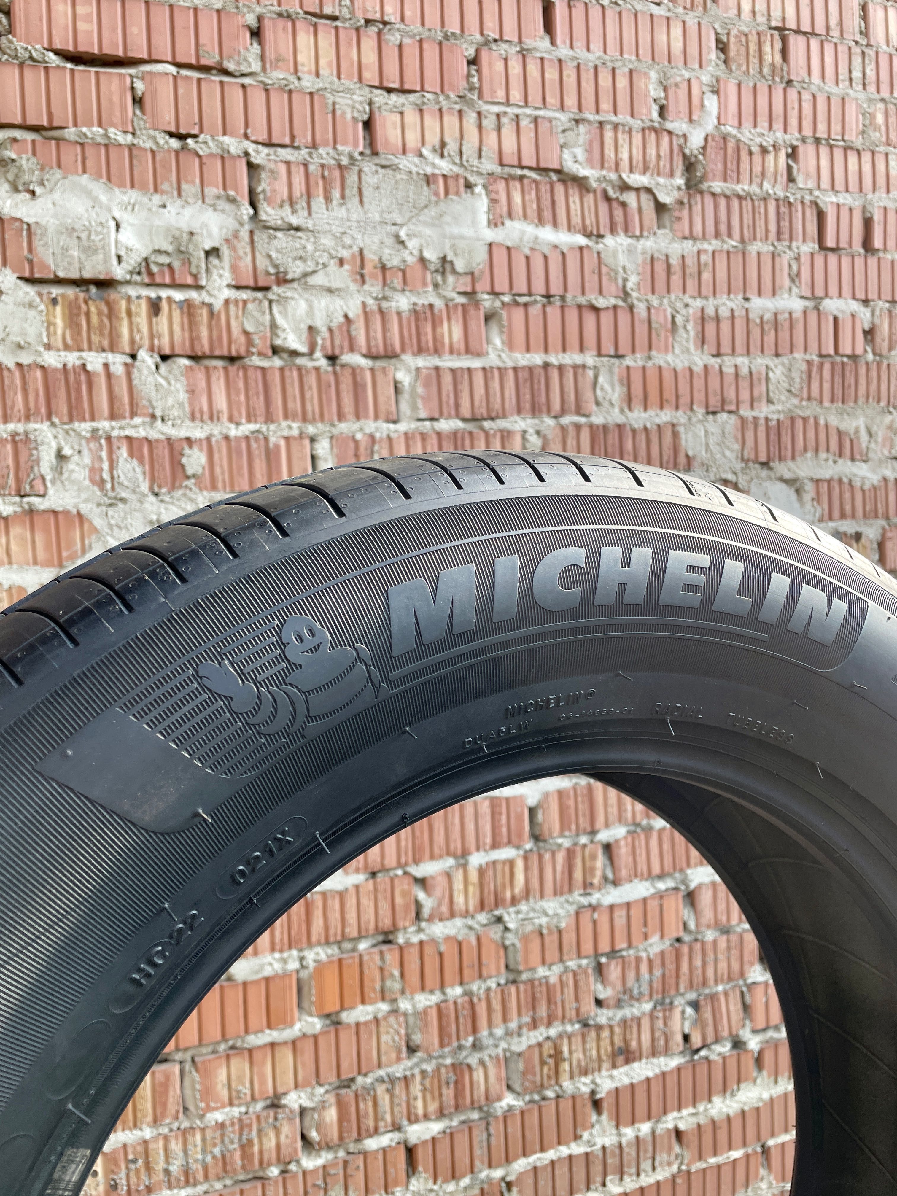 215/65 R17 MICHELIN PRIMACY 4 Літні Шини Склад 195 205 225 / 50 55 60