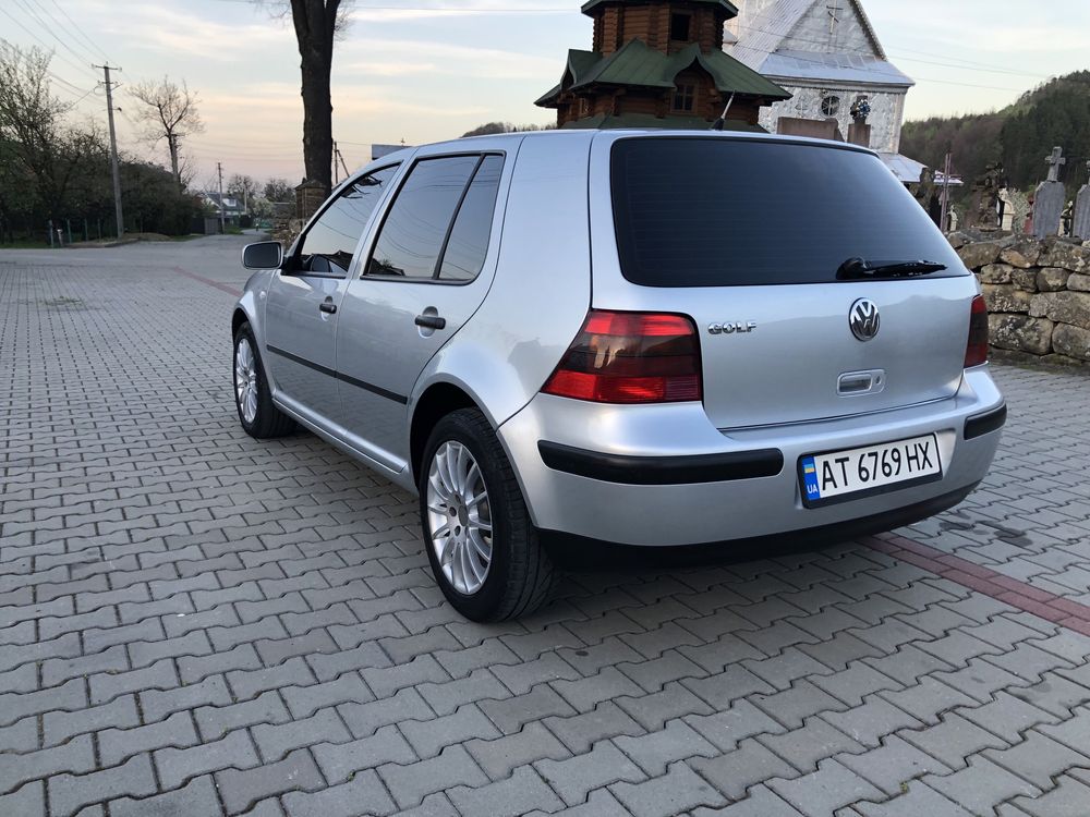 Volkswagen Golf 4