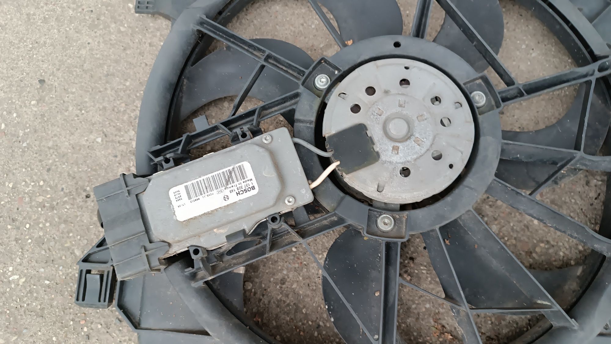 Ford Focus MK2 C-max MK1 1.6 1.8 - Wentylator chłodnicy 3M5H-8C607-RE