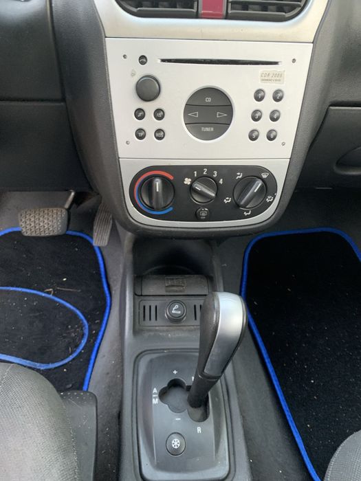 Opel corsa  c 1.2 de 2004 cx automatica