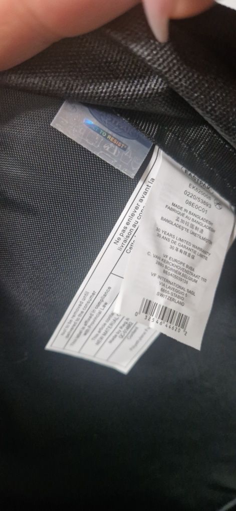 Mochila eastpak preta