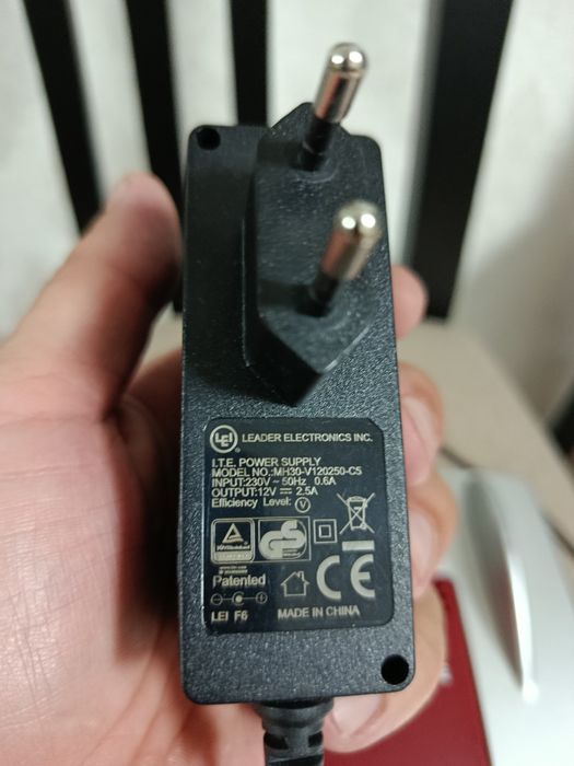 Марщрутизатор роутер FRITZ!Box 6490 Cable