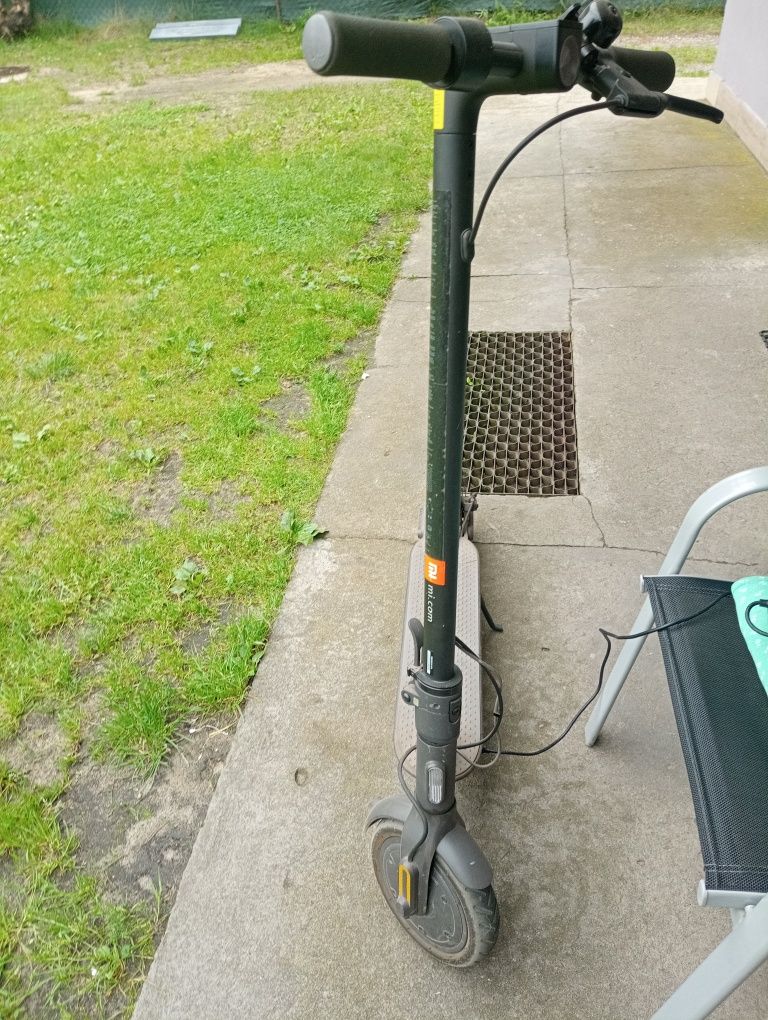Hulajnoga elektryczna