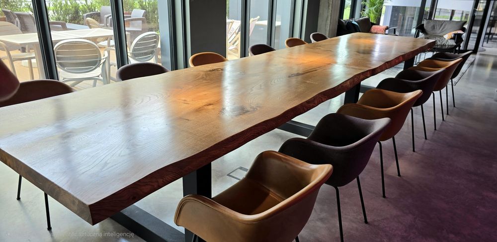 Stół konferencyjny dębowy nard spotkan biznesowych zarządu negocjacji