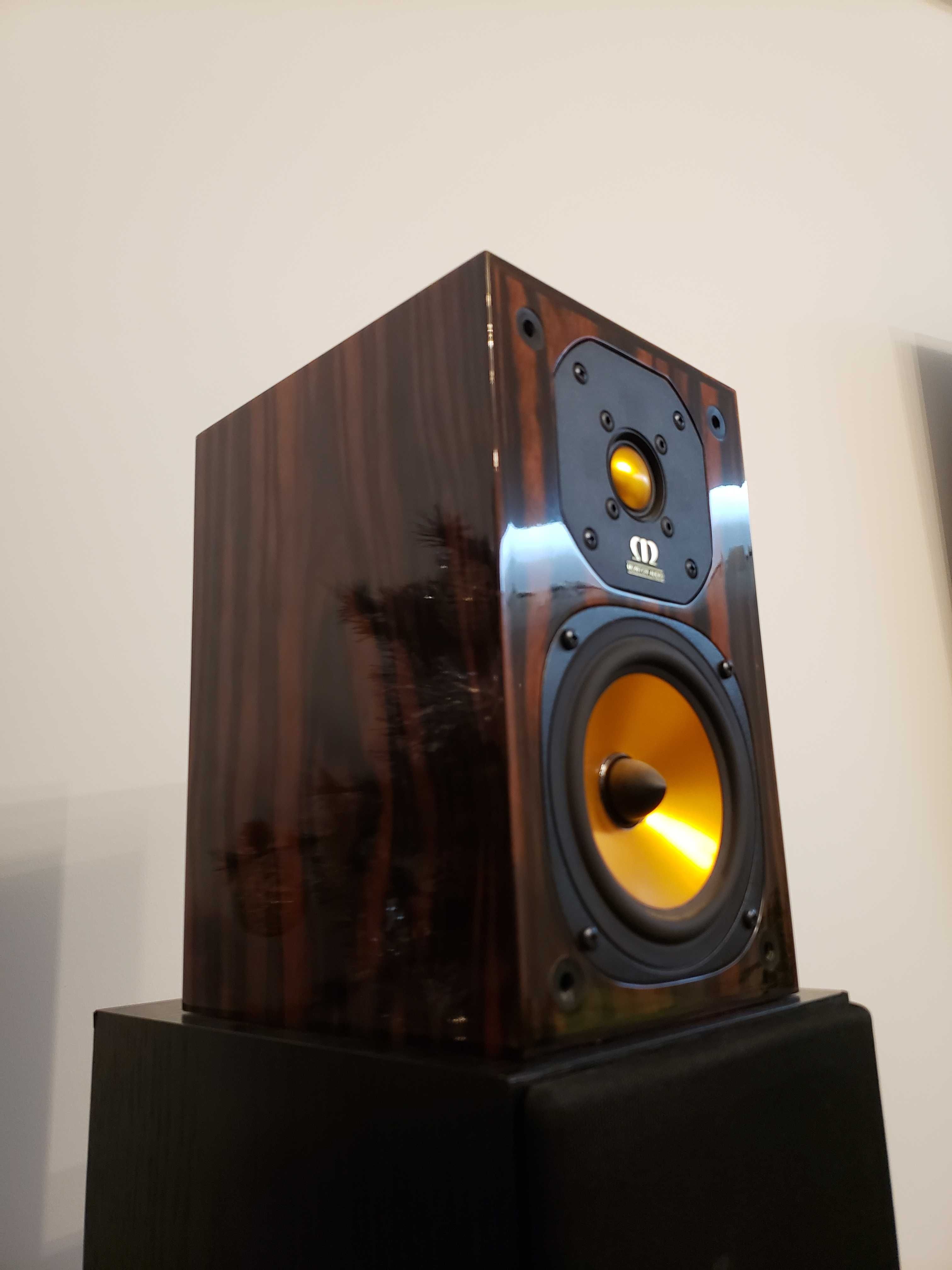 Colunas monitor audio Studio 2