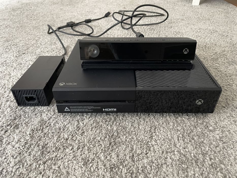 Xbox one + kinect + kontroler + gry