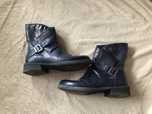 Buty jesienne zimowe Venezia 37 kowbojki kozaki sprzączka