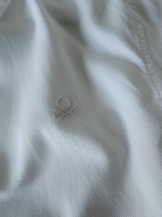 Camisa branca da Benetton