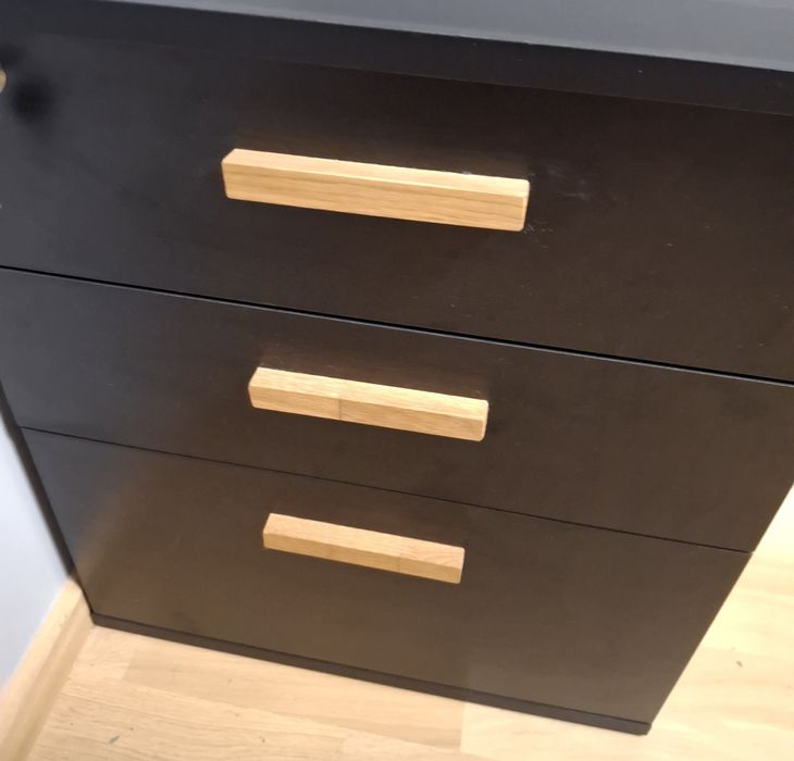 Szafka na dokumenty na klucz kontenerek pod biurko