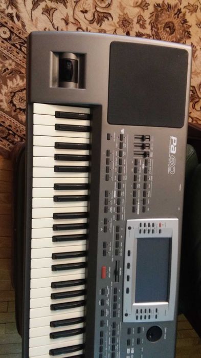 Korg PA60 keyboard syntezator organy