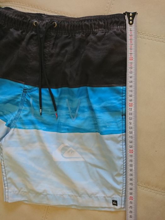 Мужские пляжные шорты QUIKSILVER.