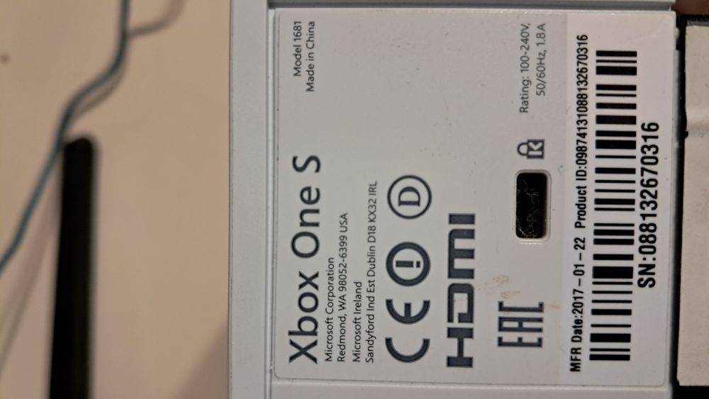 Xbox One S продам