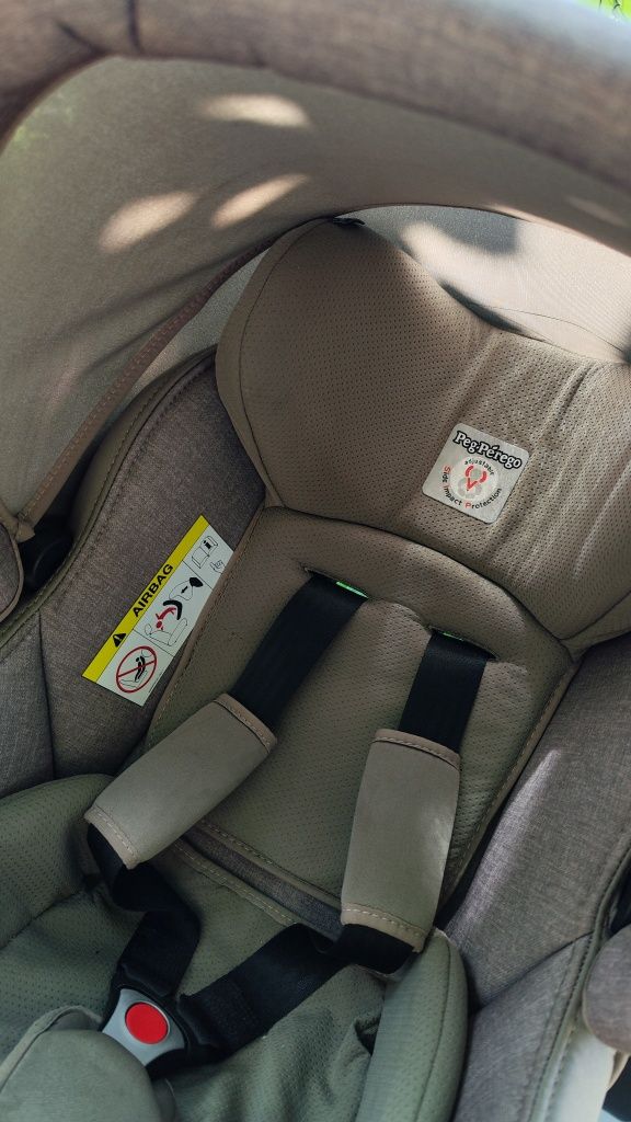 Автокрісло Італія Peg-Perego