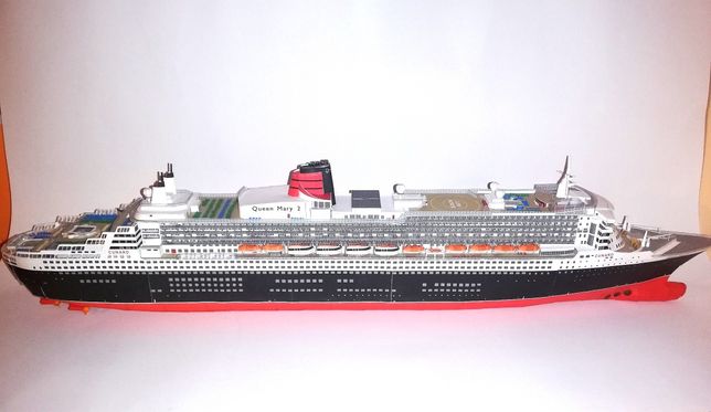 Model statku Queen Mary 2, Ocean Liner, Gunard ship model.