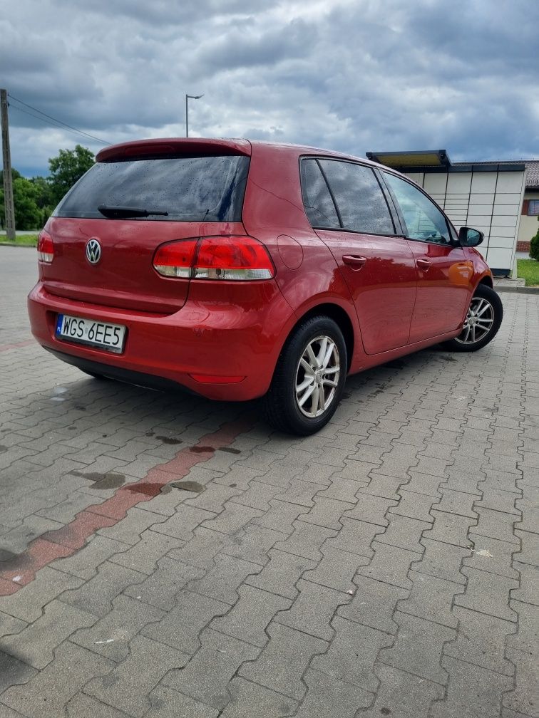 Volkswagen Golf 6 1.6Mpi uszkodzony, jeżdżący