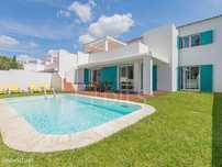 Moradia T3 com piscina na Prainha, em Alvor, Algarve