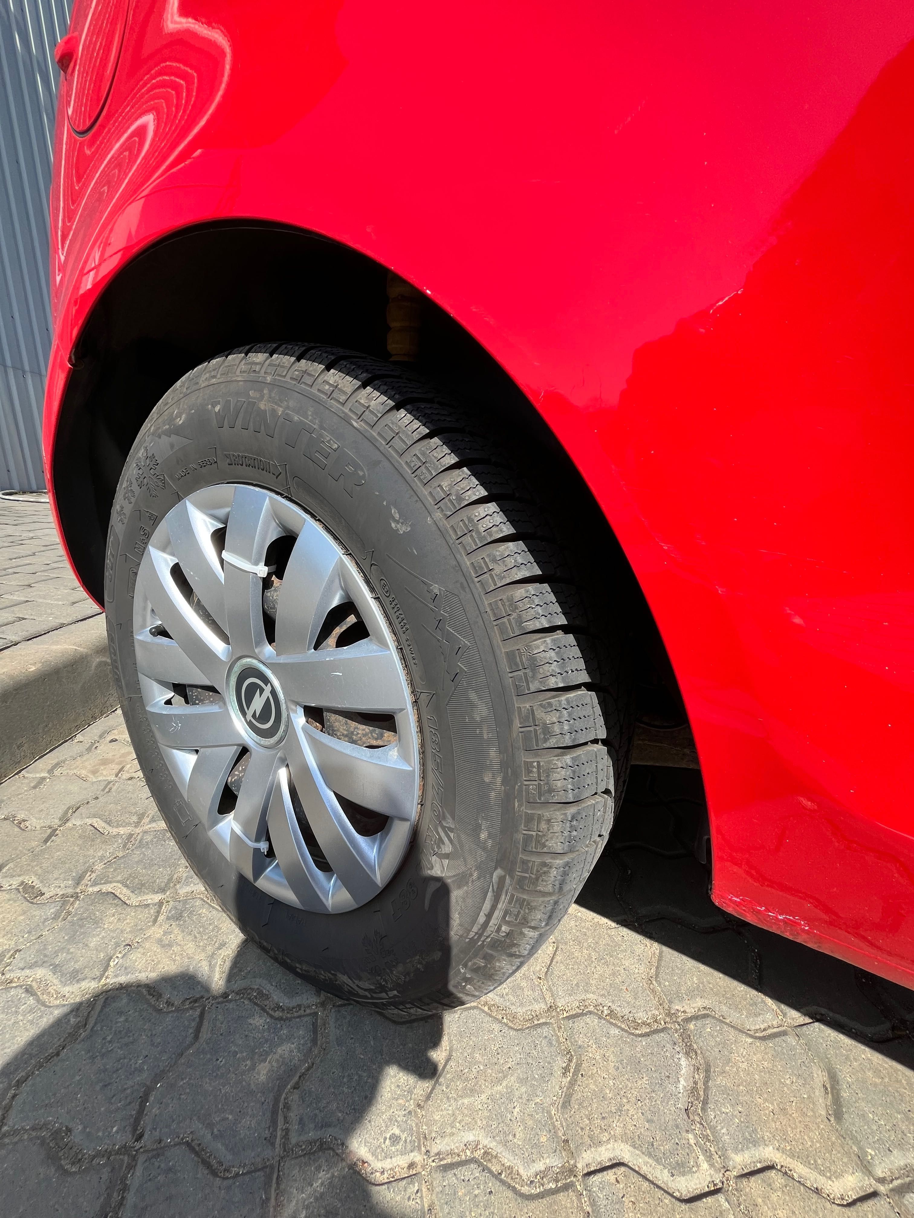 Автомобиль Opel Corsa