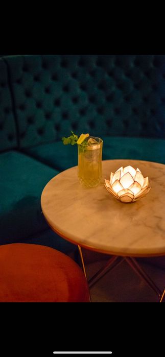 Mesa bar/restaurante redonda em mármore