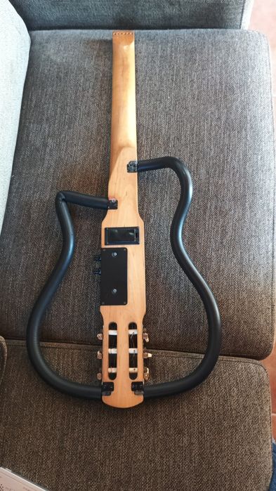 Violão estilo marquez