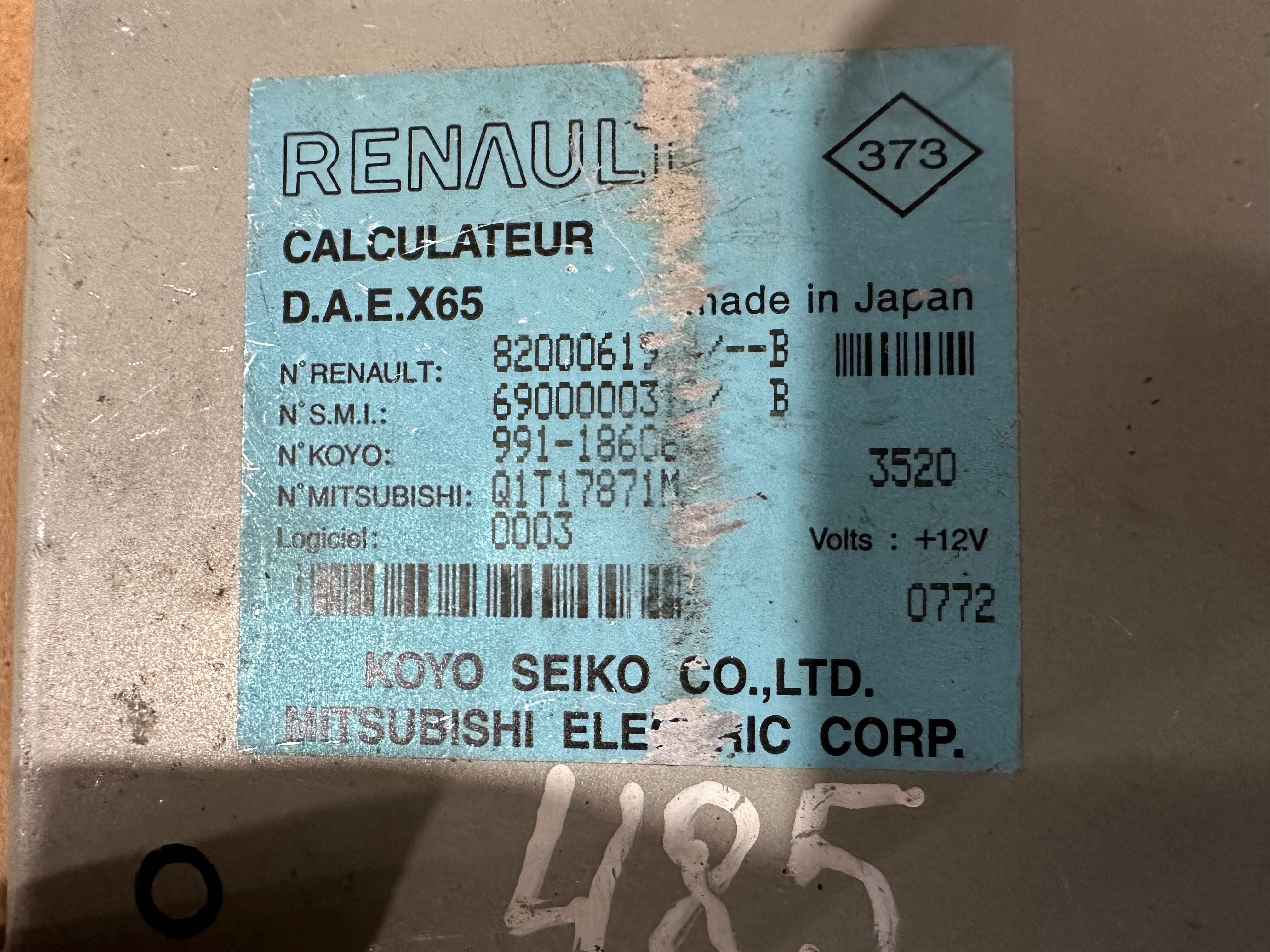 Блок управления усилителя руля  renault clio 2 8200061924