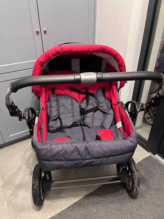 Wózek podwójny dla bliźniąt z akcesoriami