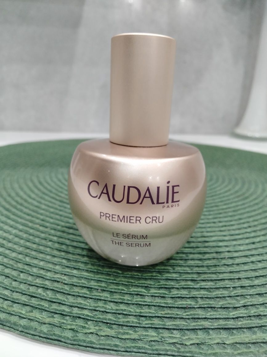 Wysokospecjalistyczne serum Caudalie Premier Cru 30 ml