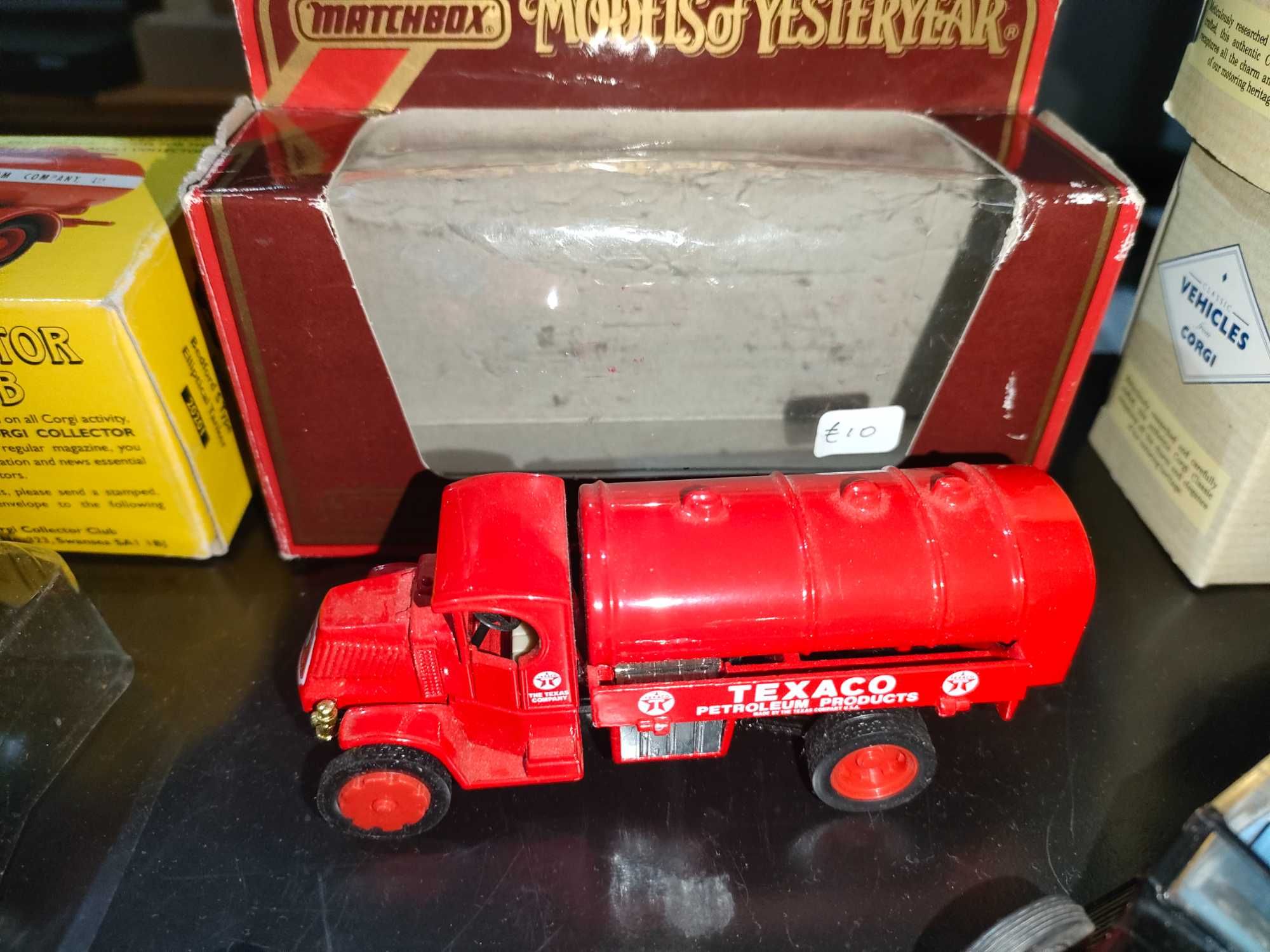 Miniaturas cisterna. Esso e Texaco