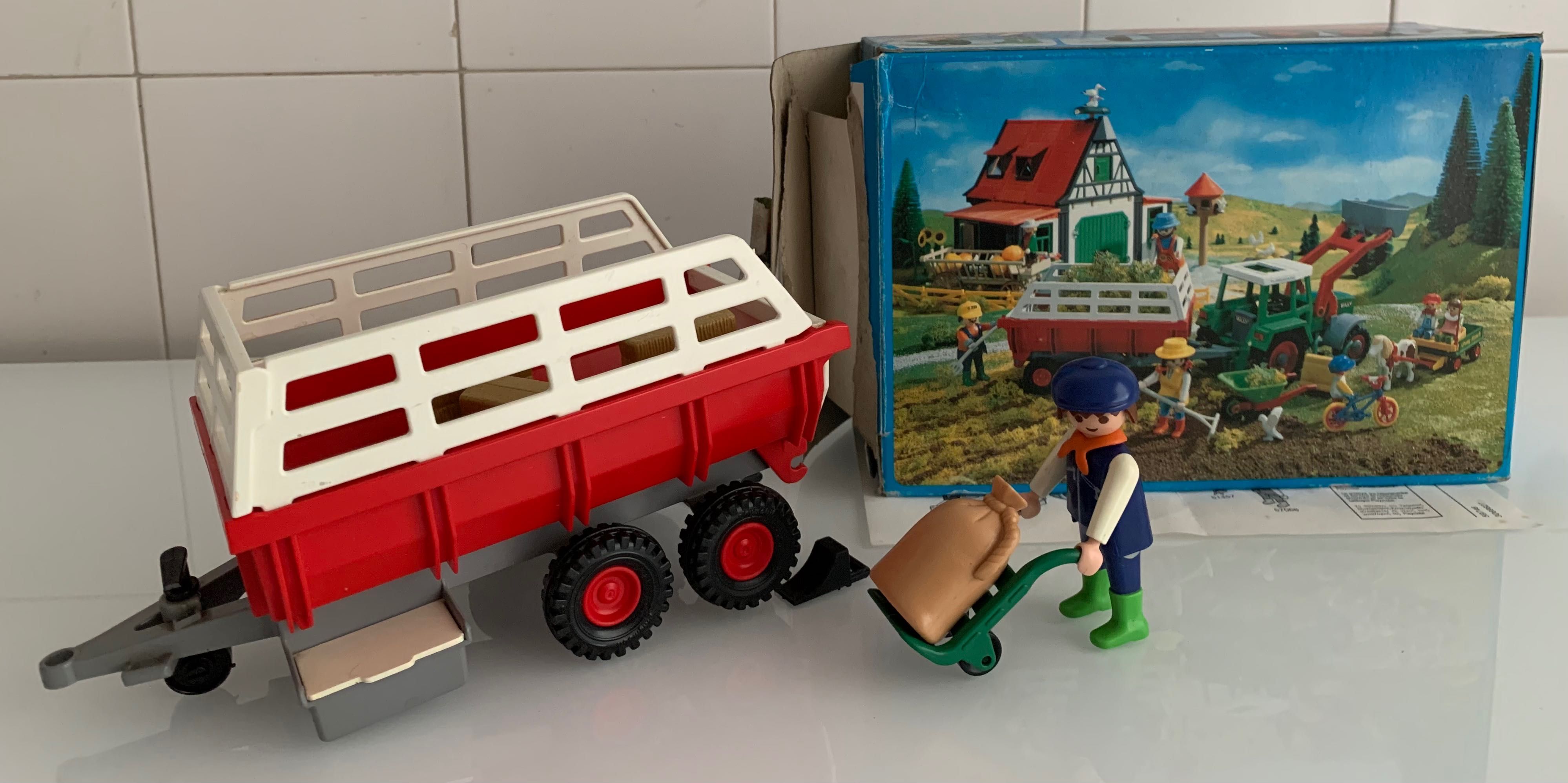 Playmobil 3719 - Atrelado e Agricultor