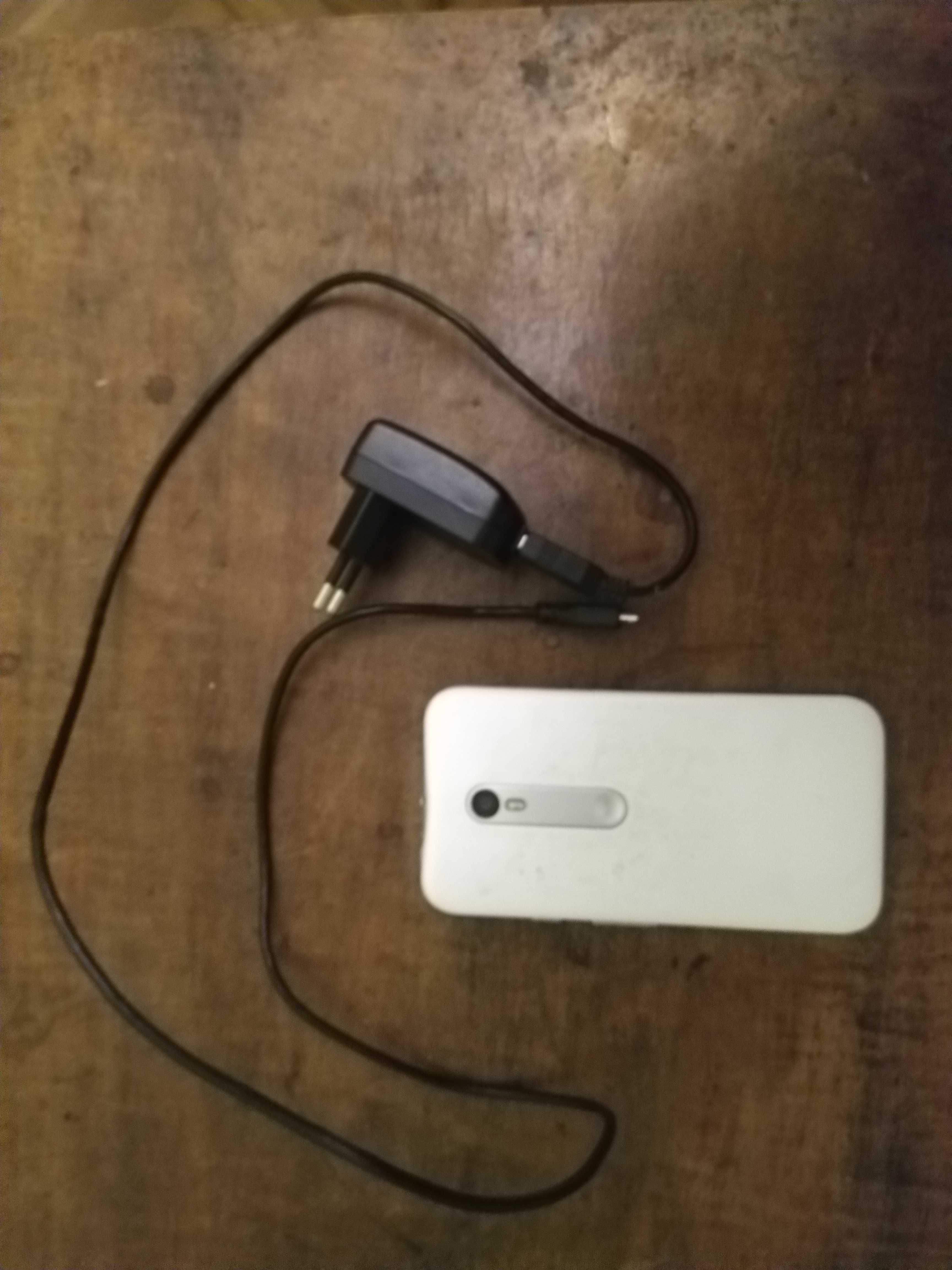 Smartfon Motorola Moto G 3 generacji