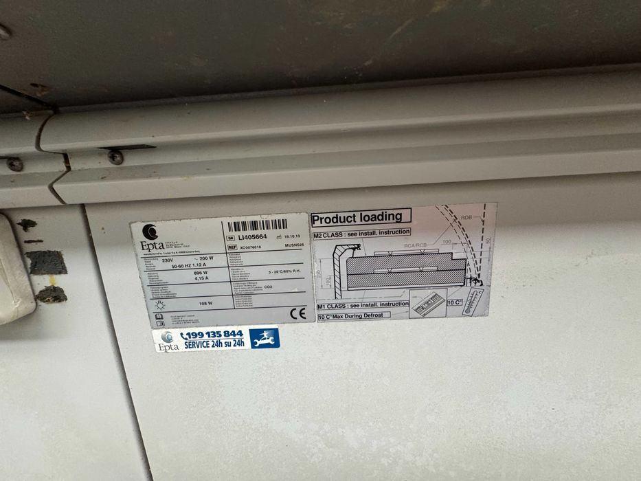 Vitrinas Refrigeradas Profissionais para Talho/Supermercado - 6,4m