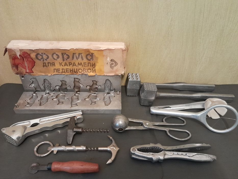 Ложки, ,штопор,кантер,лопатка, орехокол
