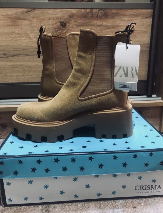 Ботинки Zara натуральний замш челси замшевые