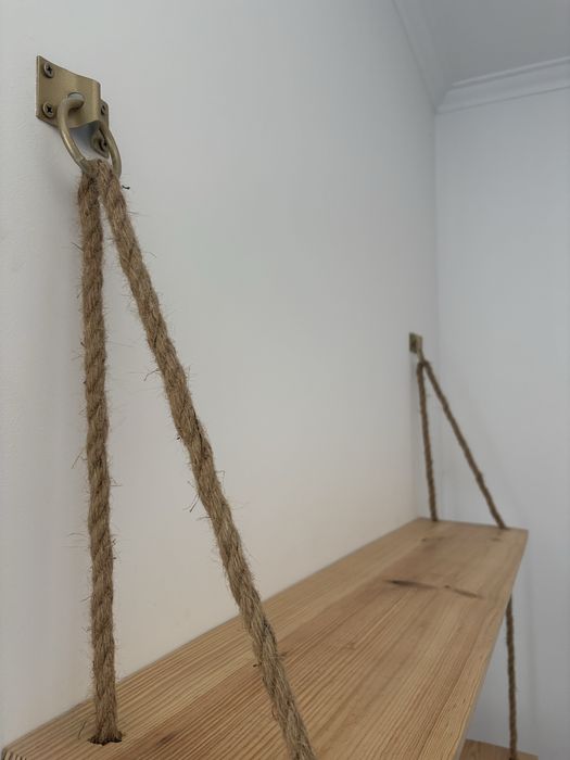 Estante / Prateleiras madeira suspensas corda