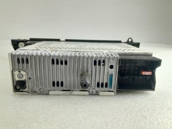 Rádio / auto-rádio BMW X3 (E83)