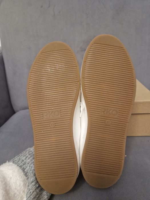 Skórzane tenisówki, półbuty Ryłko jak nowe