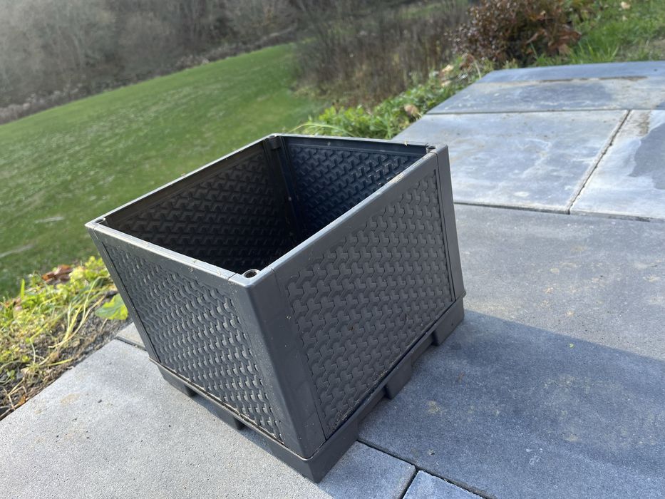 Doniczka na pomidory