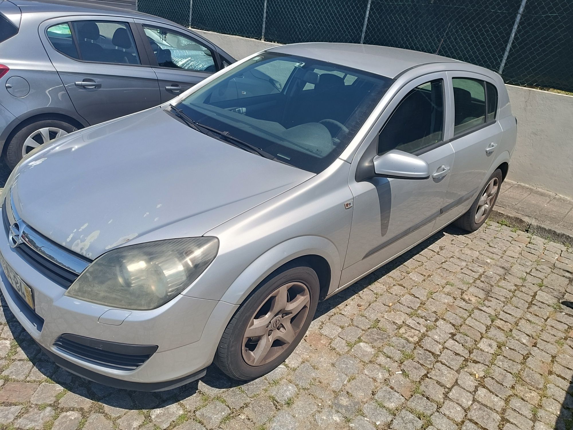 Opel Astra H 1.9CDTI Automático