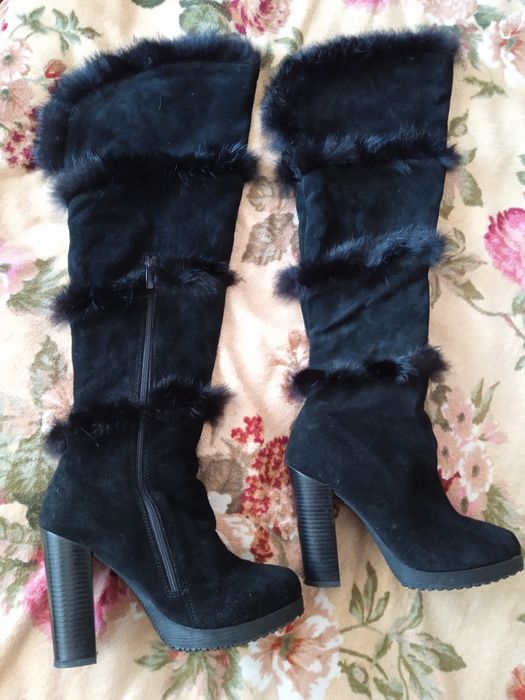 Цілком Натуральні шкіра, замш, хутро. Зимові