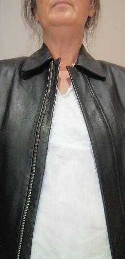 Casaco em pele genuina