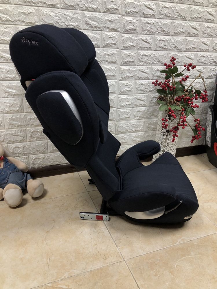 Автокрісло Cybex Solution Q3-fix Plus Група 2/3 (15-36 кг) бустер