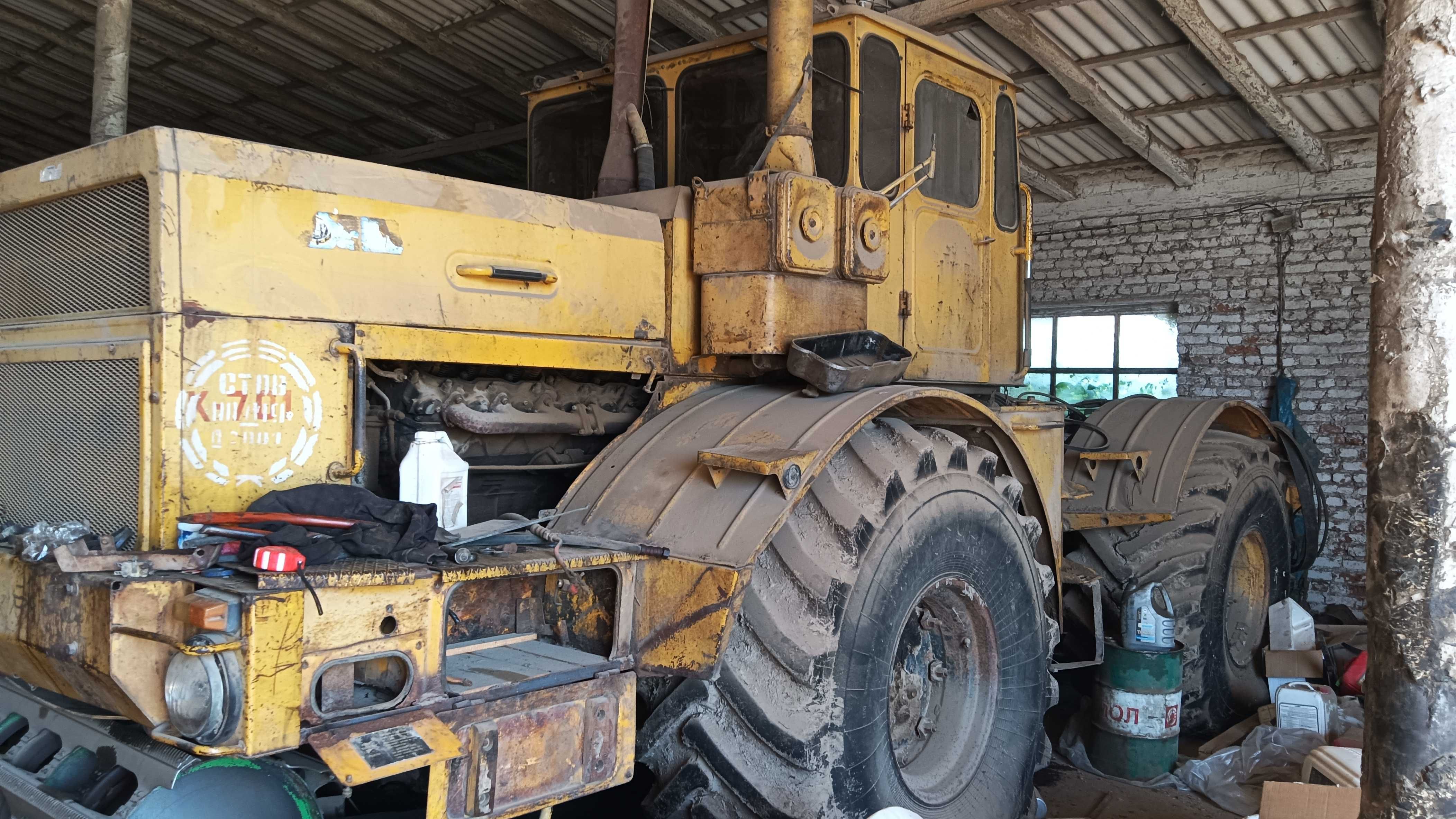 Продам Кировец К-7001