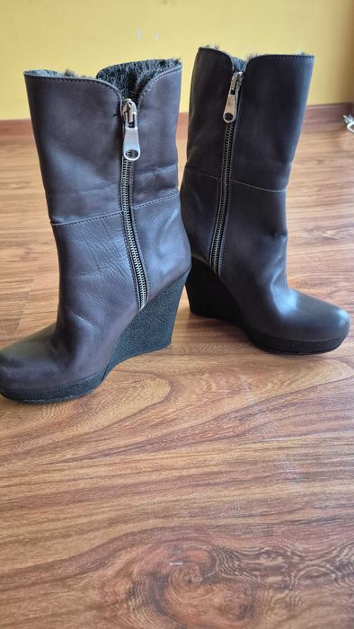 Kozaki skórzane na koturnie