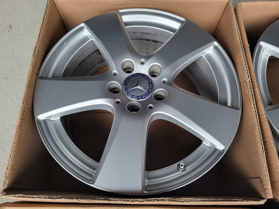 [487] Felgi aluminiowe Oryginał MERCEDES 17 Cali 5x112 ET48,5 Czujniki