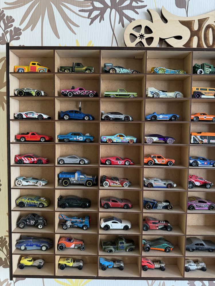 Колекція машинок Hotwheels