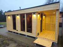 Sauna ogrodowa Premium z przedsionkiem oraz tarasem + balia +akcesoria
