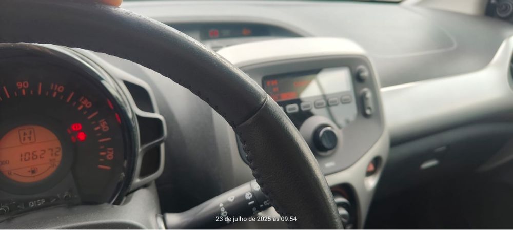Peugeout 108 caixa auto