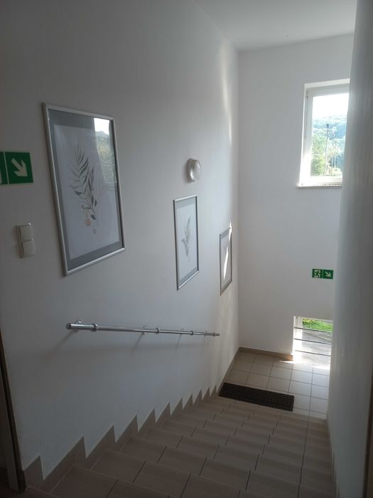 Lokal biurowo-usługowy (60 m2) - Brzesko przy rondzie