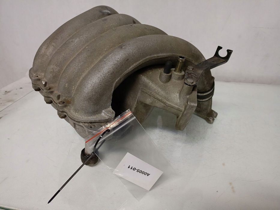 kolektor dolotowy 1.8 b audi a4 b5