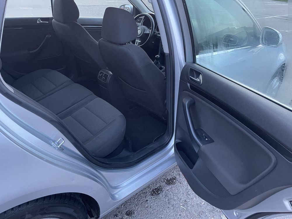 Volkswagen Golf 6 1.6 tdi