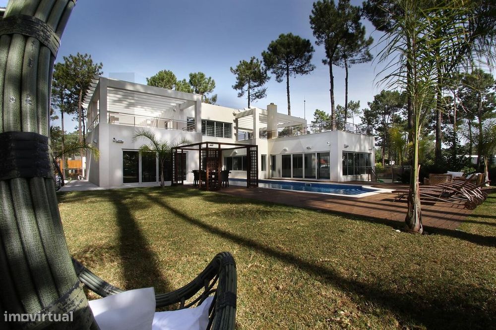 Moradia de Luxo para Arrendamento Anual ou Férias